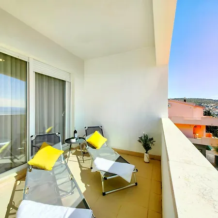With Shared Pool * Trogir
