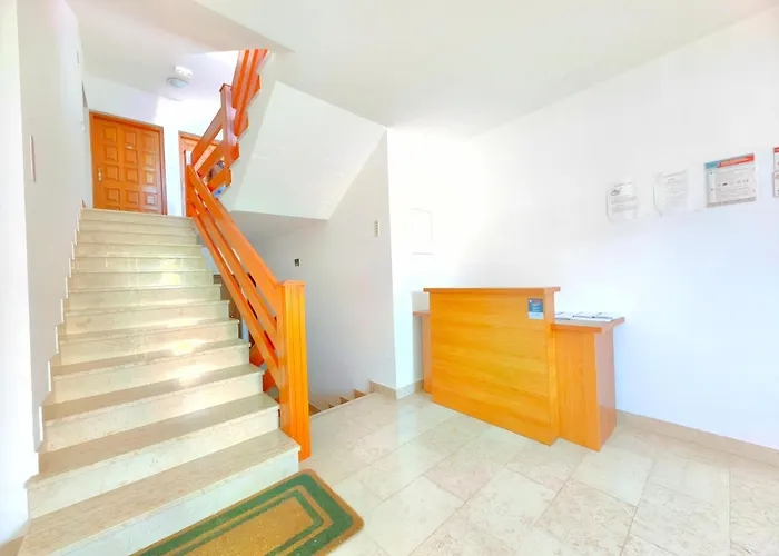 With Shared Pool Lägenhet *